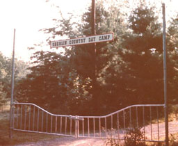 Industrial Pipe Barricade Gate